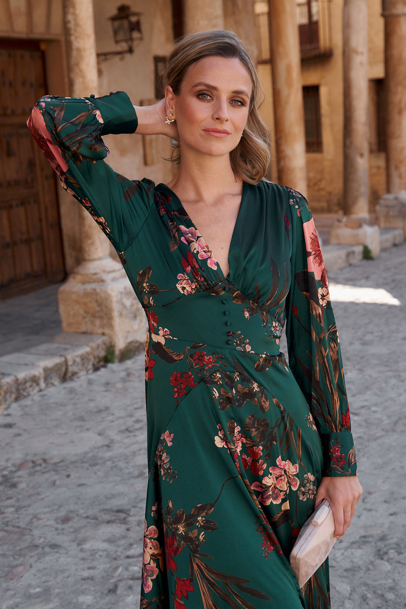 Vestido verde best sale cortefiel