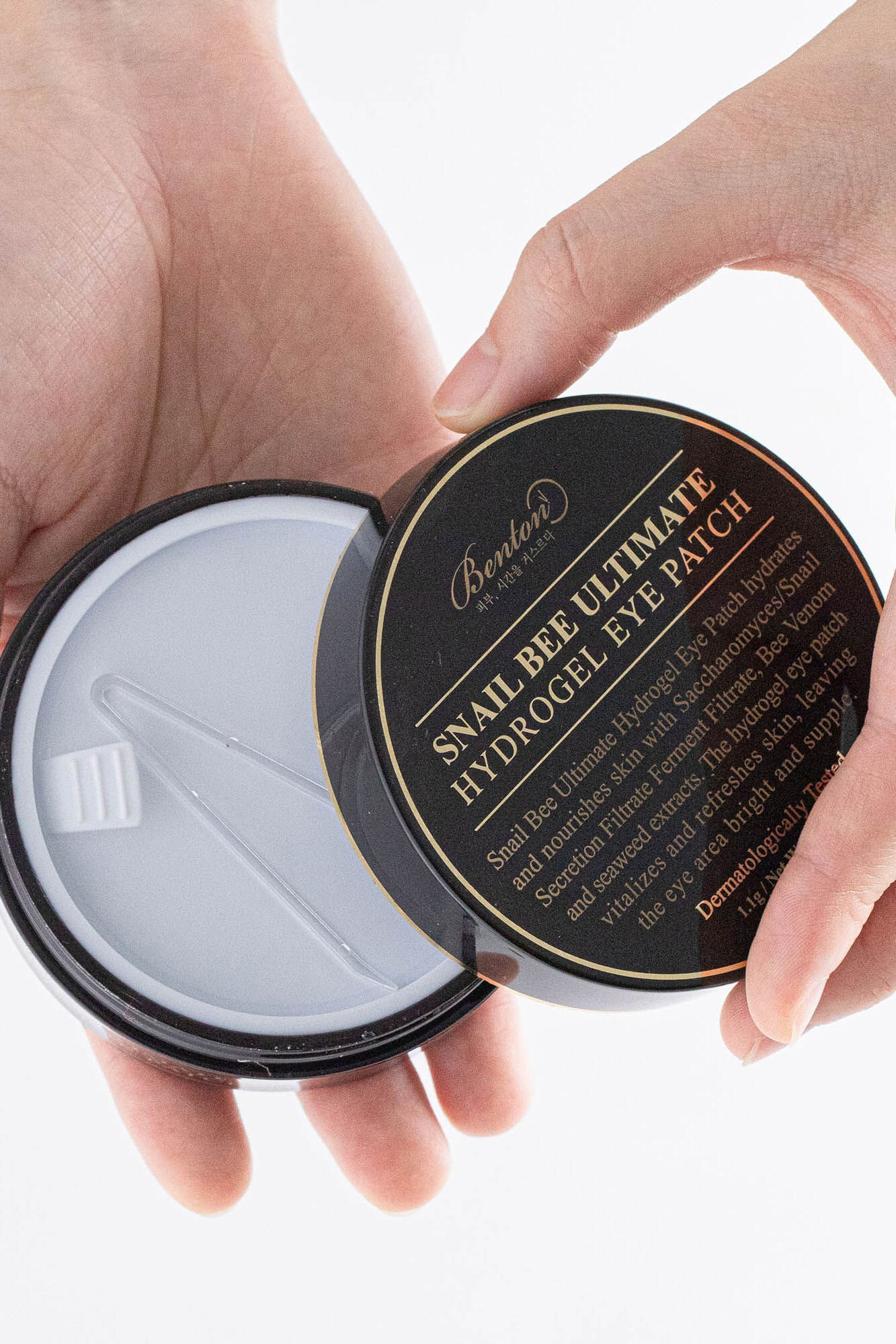 Benton Snail bee ultimate hydrogel eye patch