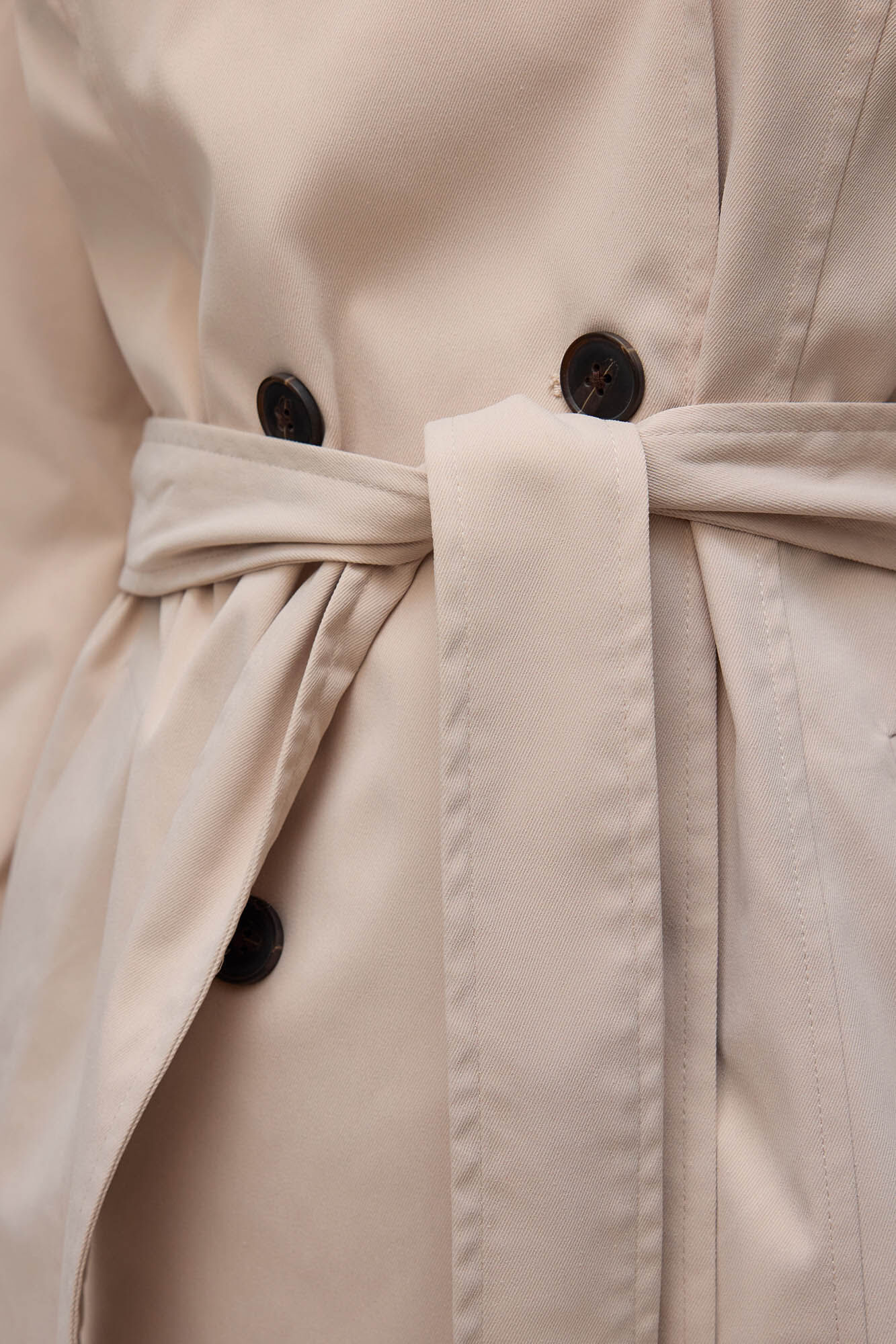 Vero Moda Gabardina cl&aacute;sica midi