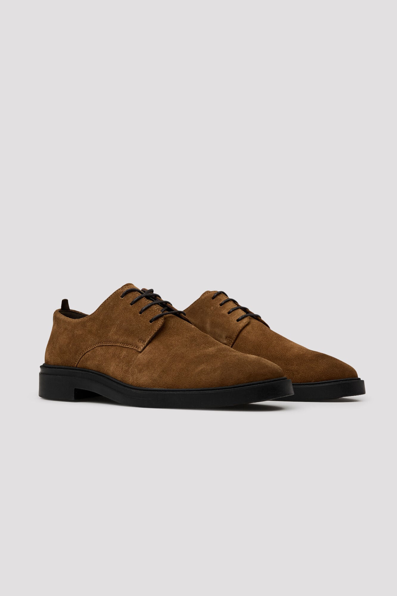Cortefiel Lace-up sport shoes