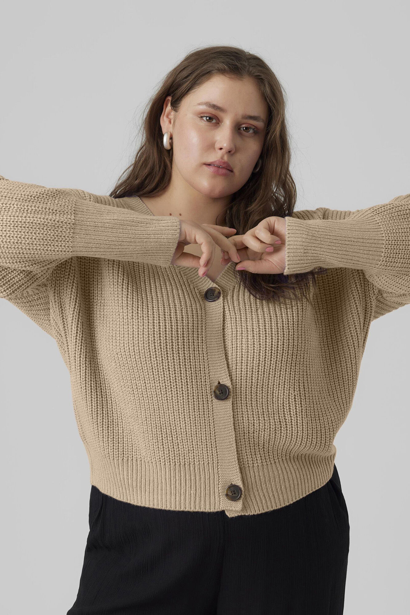 Plus size cold jersey knit cardigan Cardigans Cortefiel