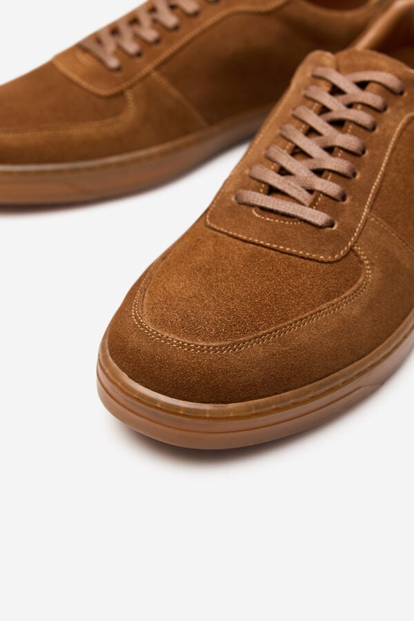 Cortefiel Leather sneaker Camel