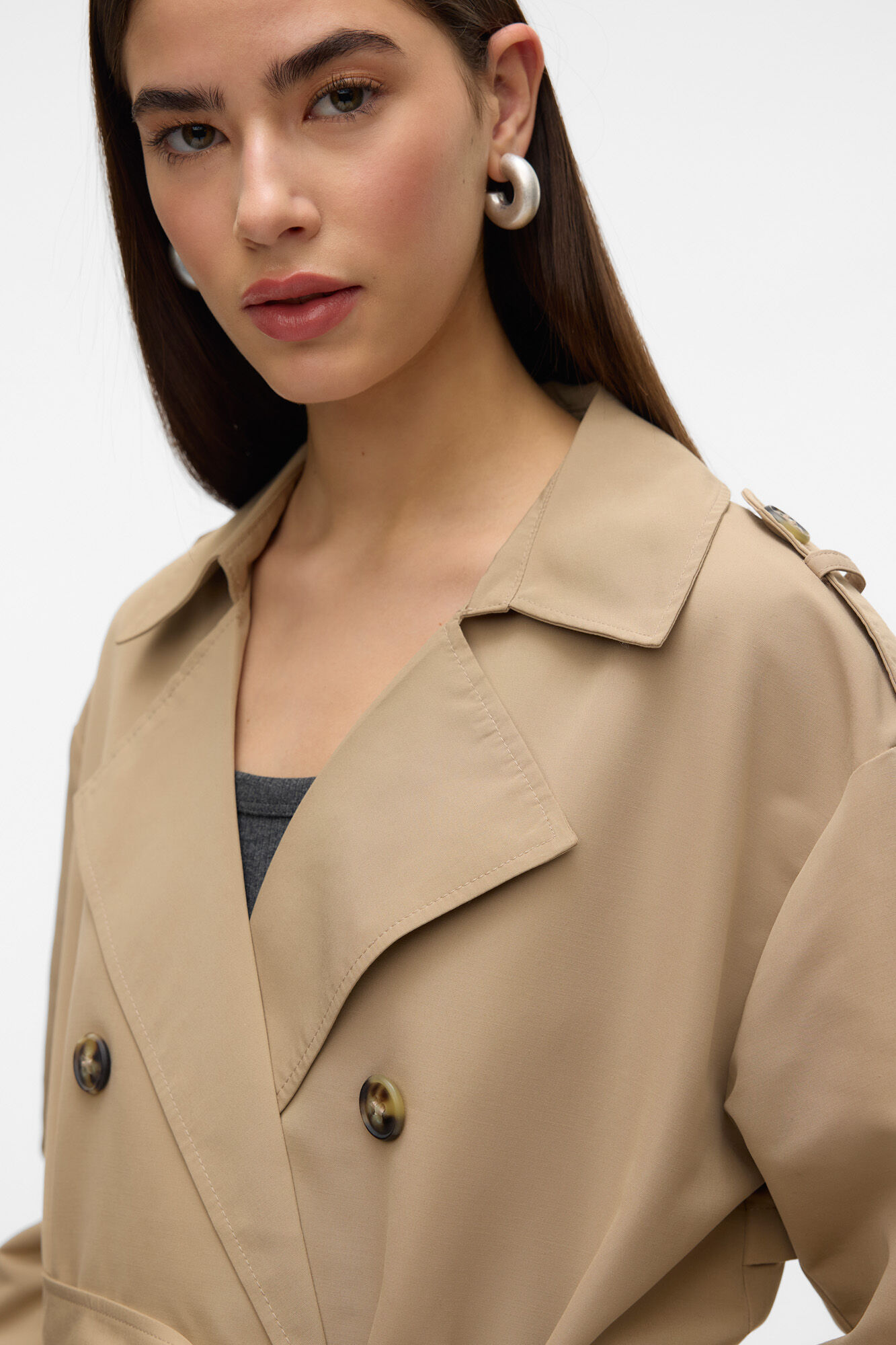 Vero Moda Gabardina larga b&aacute;sica