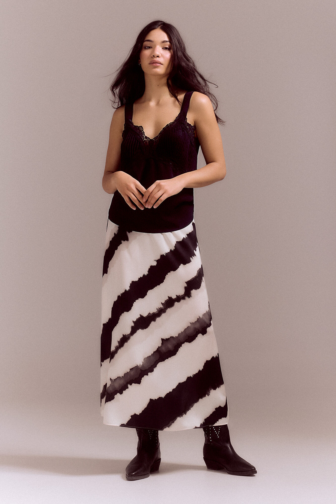Faldas mujer Slowlove Nueva Coleccion Cortefiel Oficial