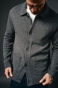 OOTO Cárdigan botones y dos bolsillos