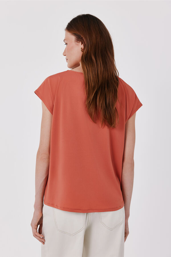 Cortefiel V-neck T-shirt with lace detail Coral