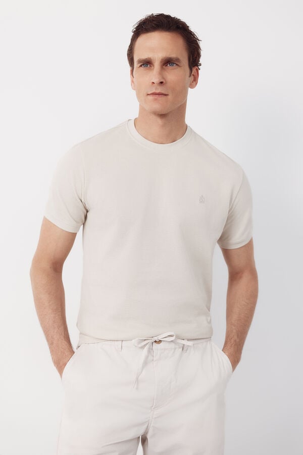 Cortefiel Piqu&eacute; basic T-shirt Beige