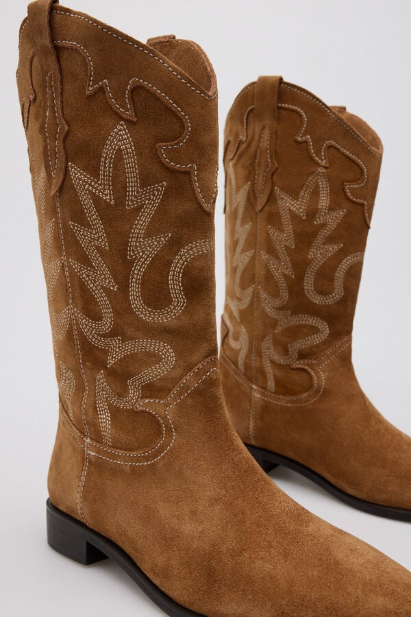 Cortefiel Split leather boot Camel