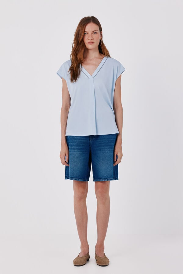 Cortefiel V-neck T-shirt with lace detail Blue