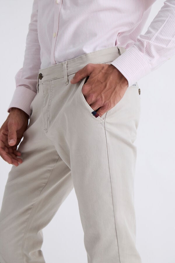 Williot Calças chino justas Cinzento