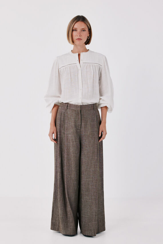 Pantalón ancho