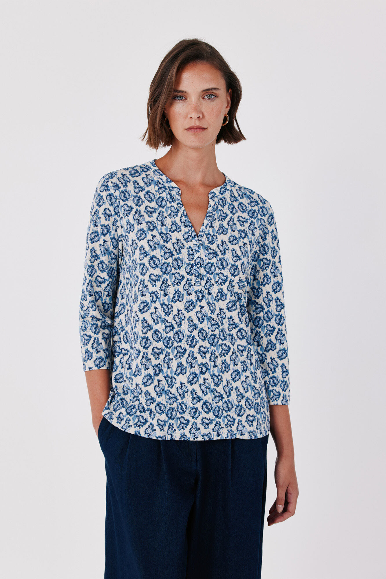 Cortefiel Henley T-shirt