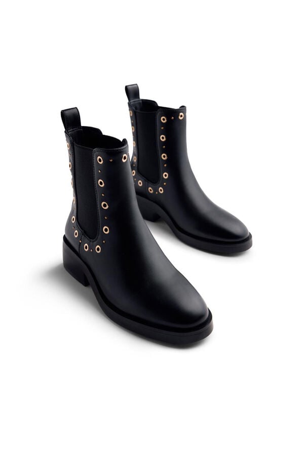 Gioseppo Botins Chelsea Halma com tachas e ilhós Preto