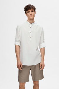 Cortefiel Camisa de gola mao e manga multiposição confecionada com linho e algodão reciclado.  Branco