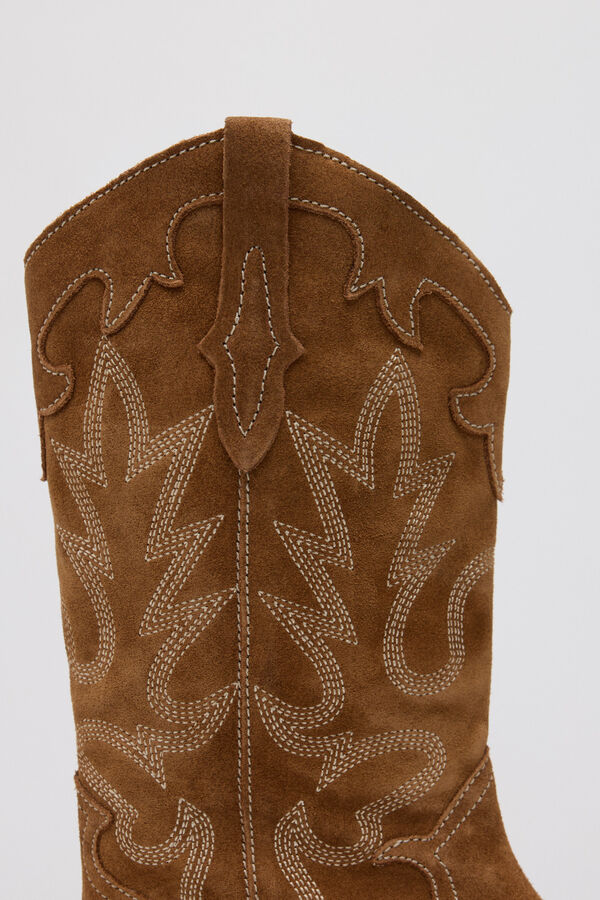 Cortefiel Split leather boot Camel