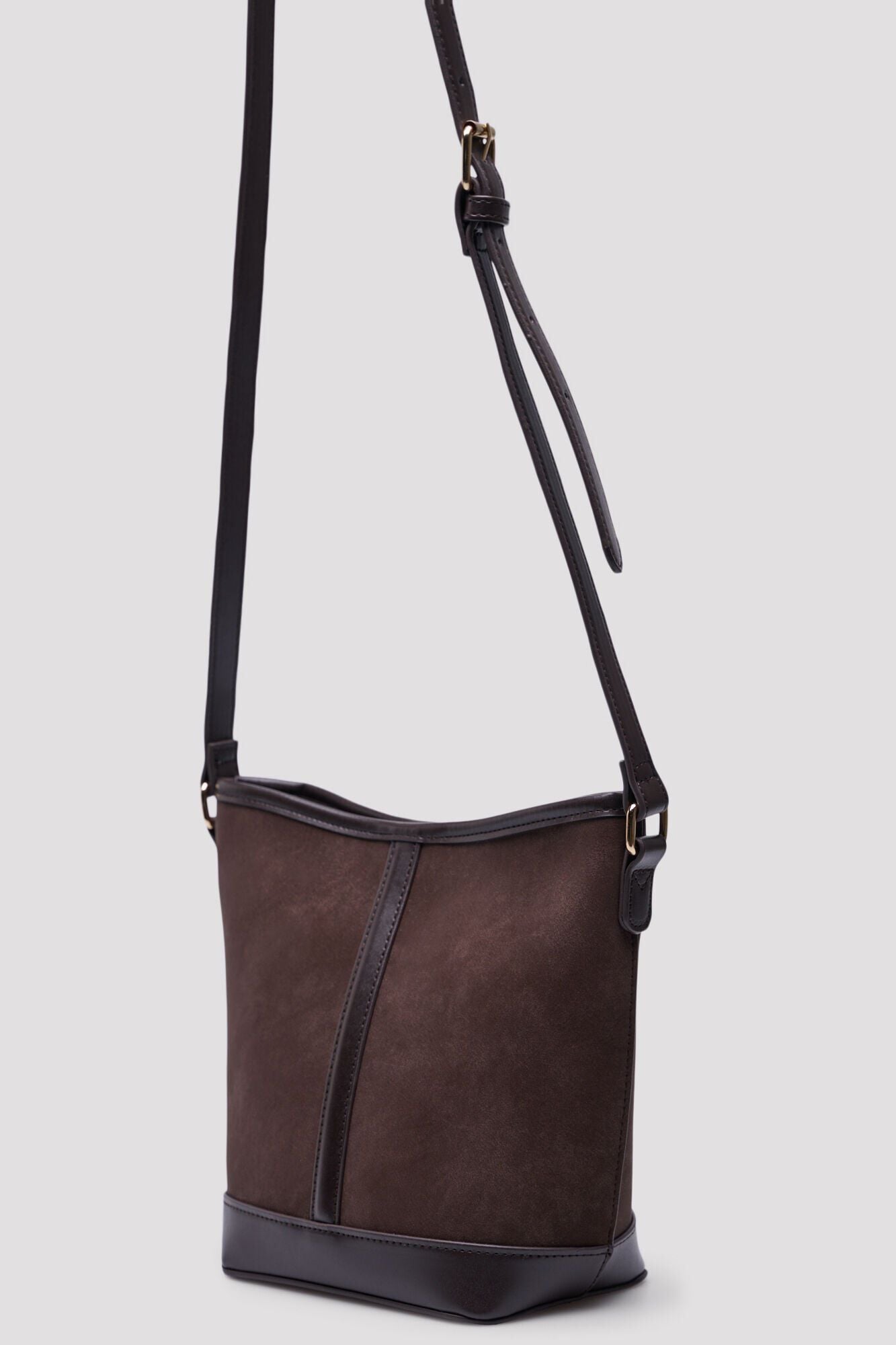 Cortefiel Bucket crossbody bag