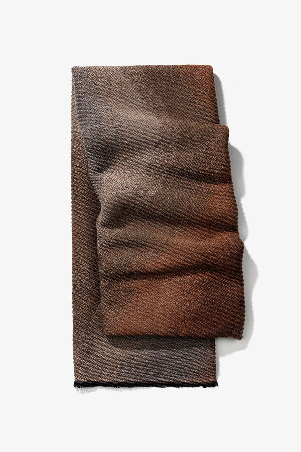 Vilanova Manta de cachecol plissado estampado Castanho