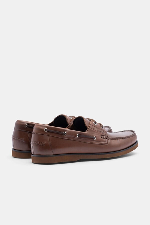 Cortefiel Brown waxed leather deck shoes Brown