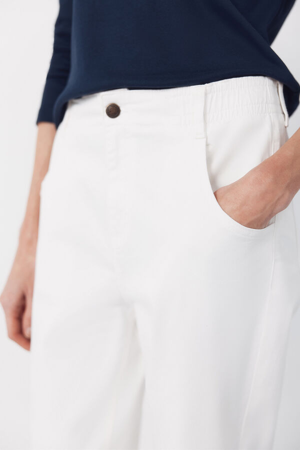 Cortefiel Jeans Easy Fit White