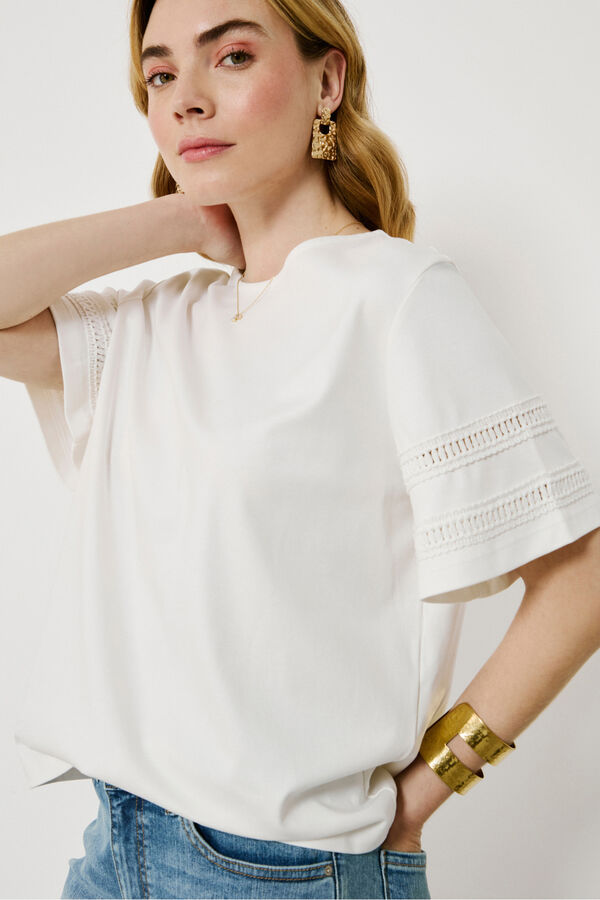 Vila Camiseta de algodão orgânico com vazados Branco