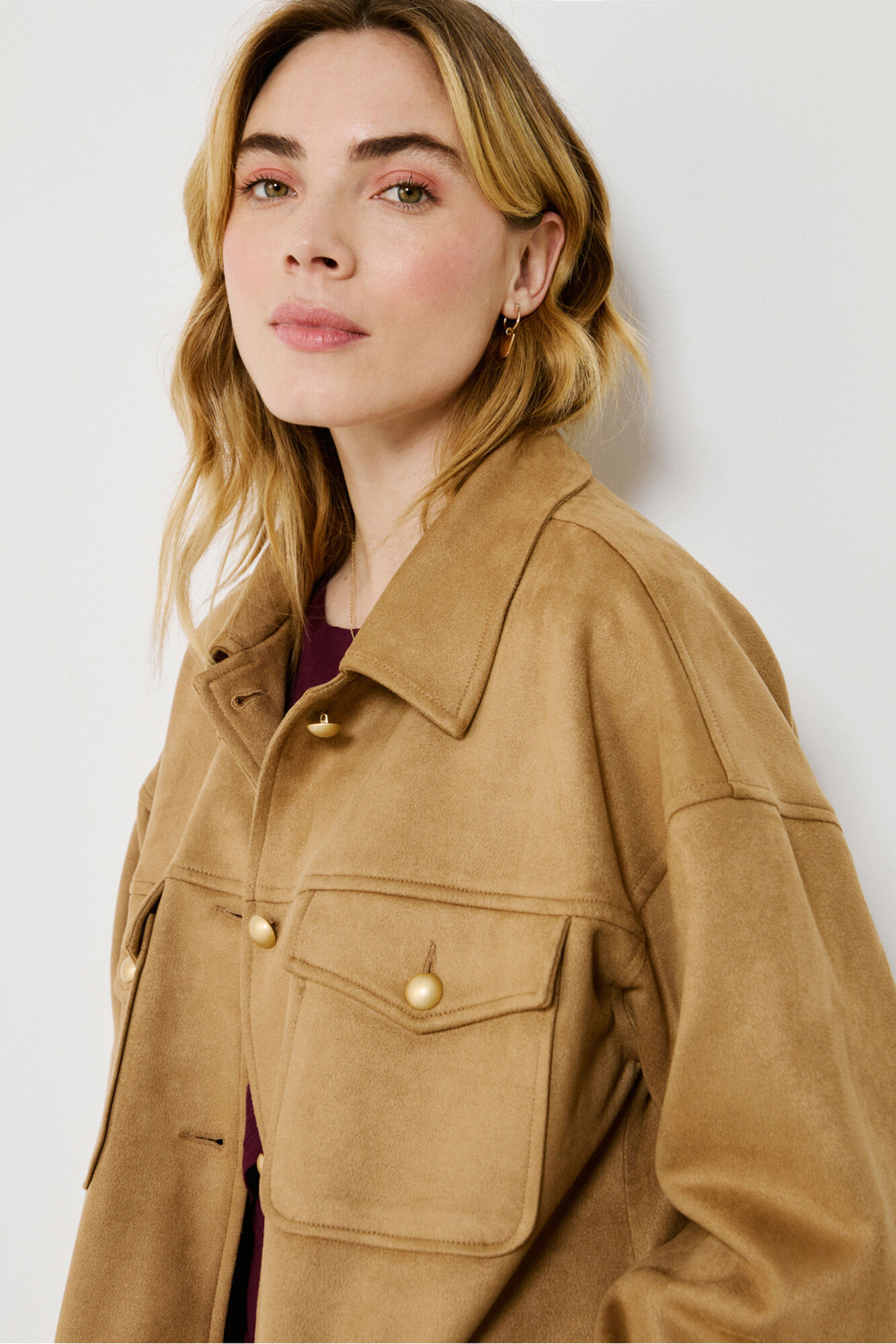 Vila Casaco de camur&ccedil;a abotoada