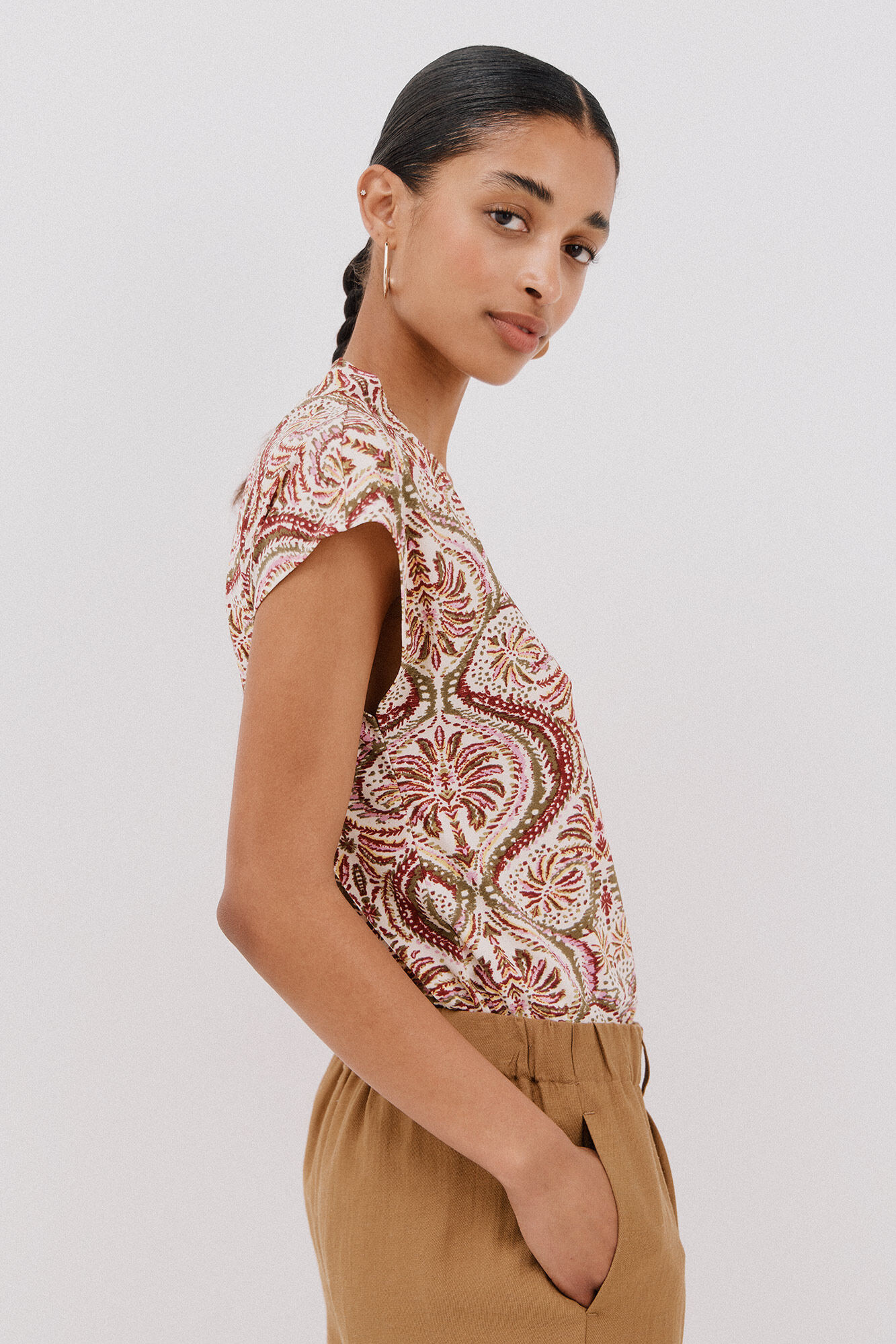 Cortefiel Printed t-shirt with gathered V neckline