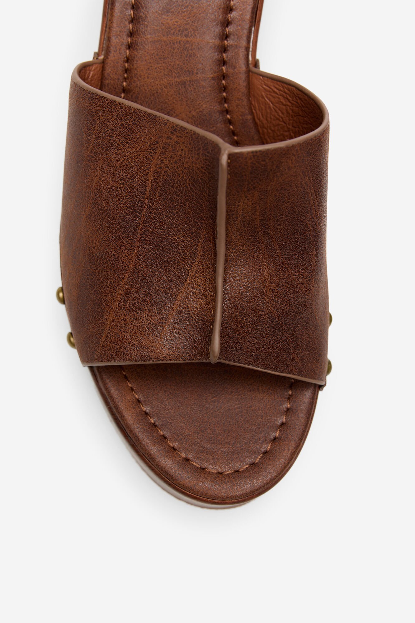 Cortefiel Wedge sandal with a wood effect