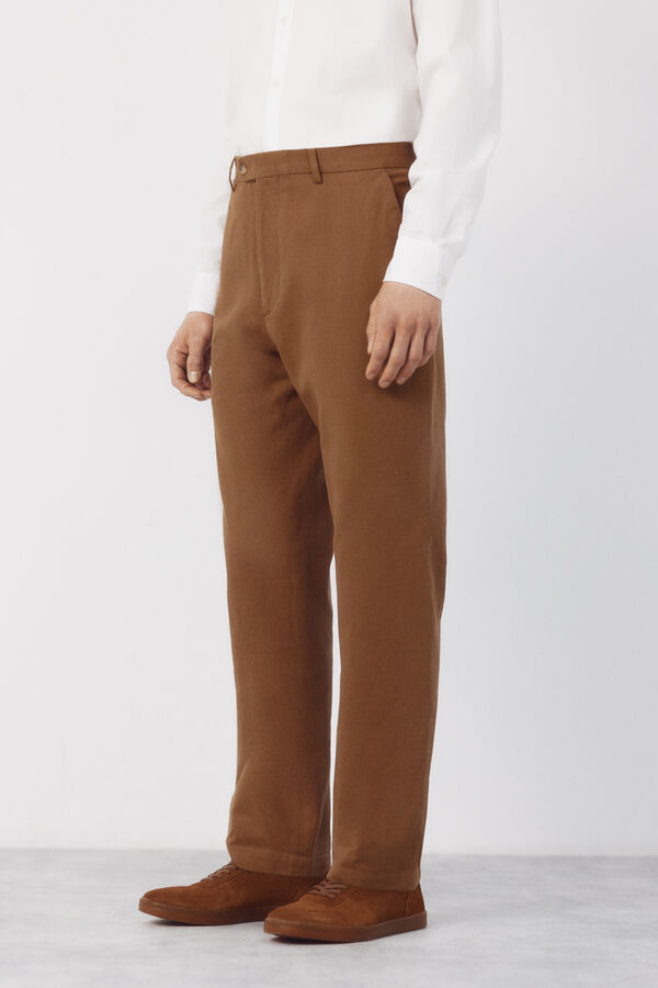 Cortefiel Cal&ccedil;as coordenadas em mistura de linho Castanho