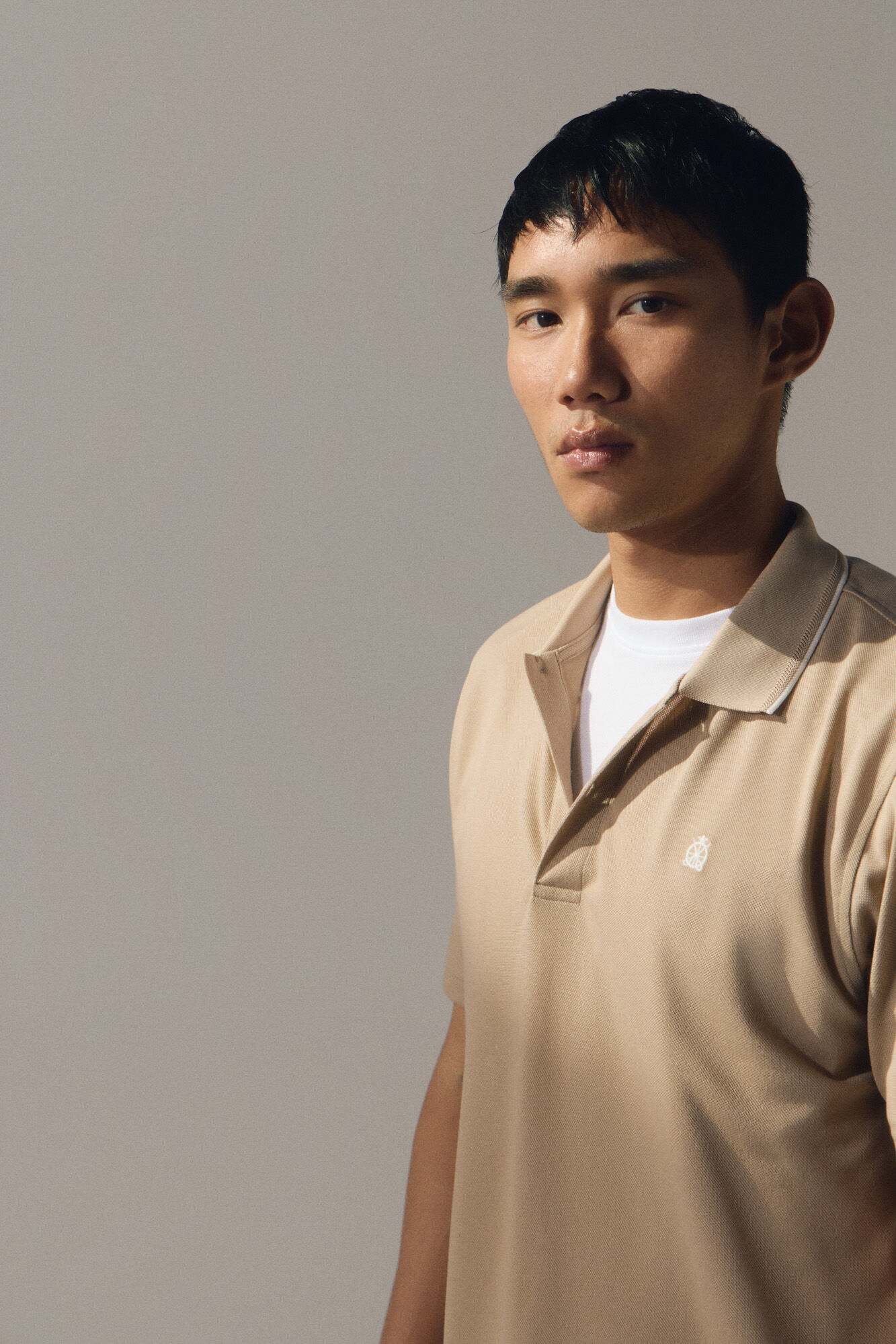 Cortefiel Coolmax&reg; jacquard neck polo shirt
