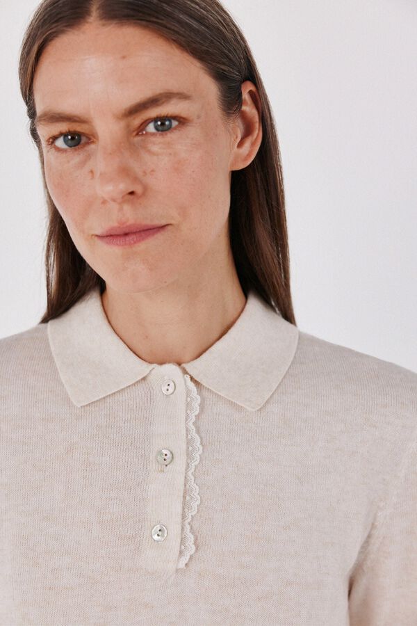 Cortefiel Polo shirt with appliqu&eacute; Ivory