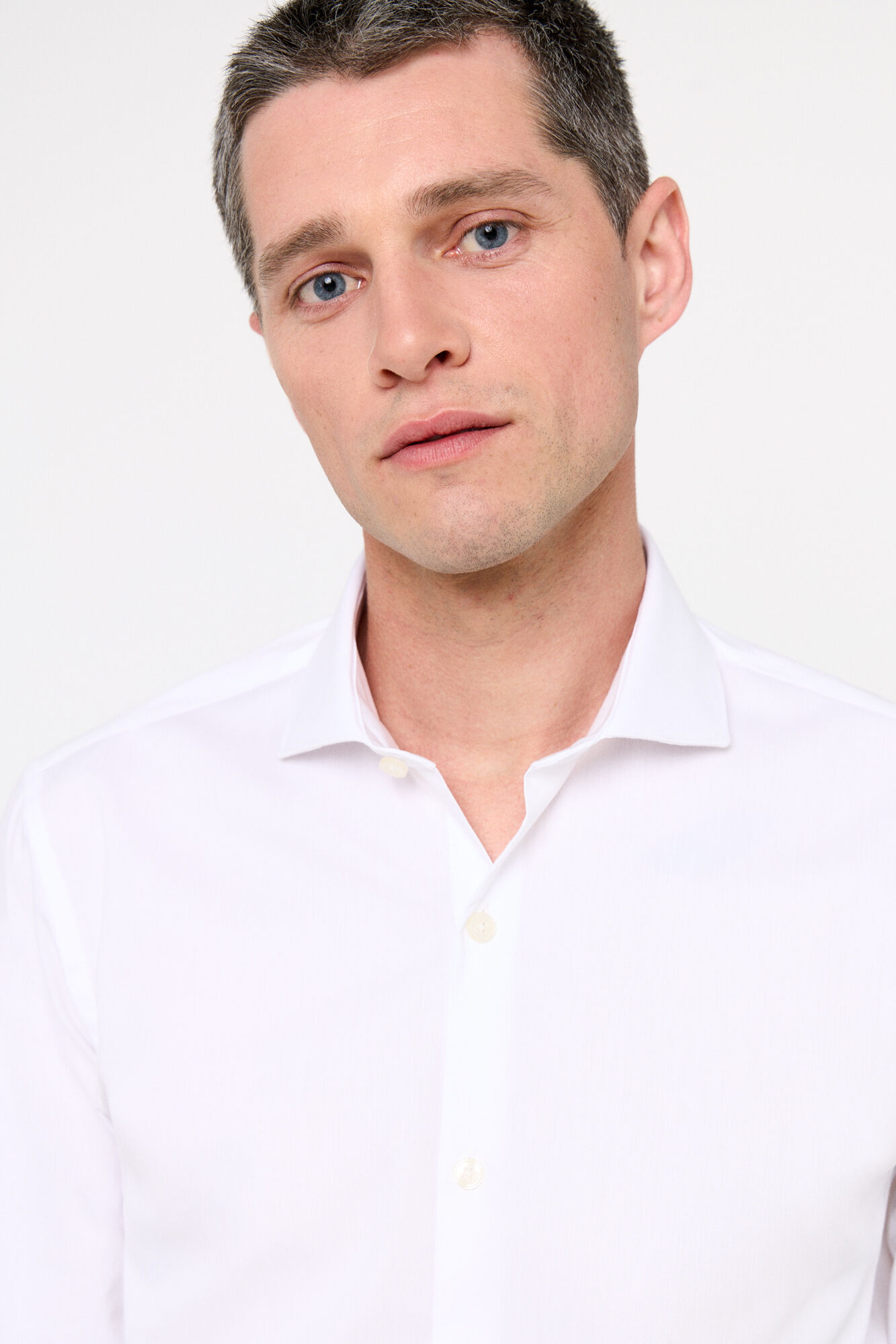 Camisa vestir lisa slim fit facil plancha Camisas de hombre Cortefiel