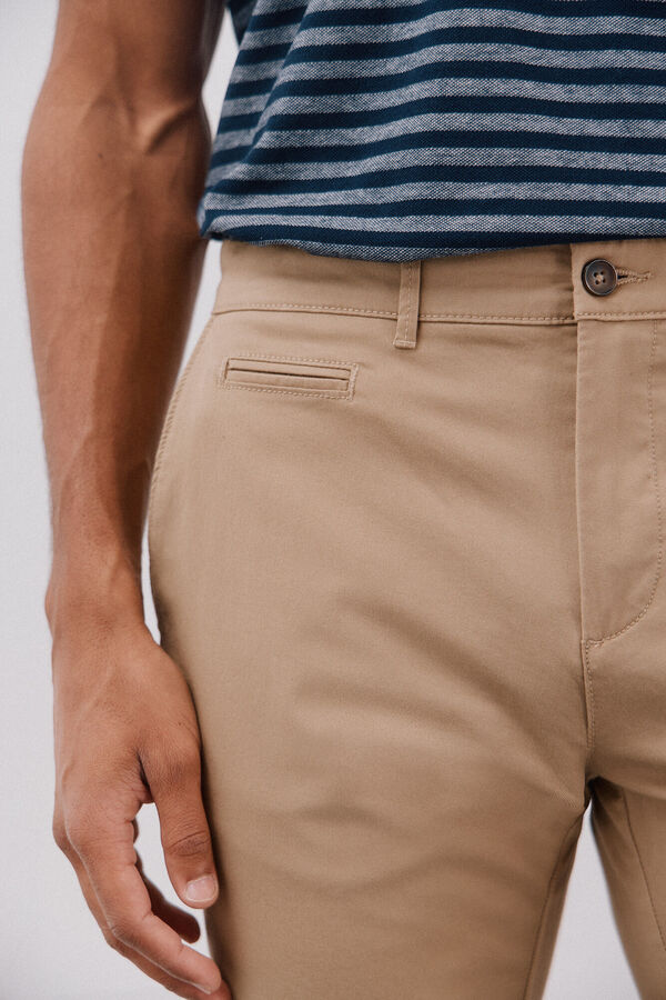 Cortefiel Slim fit lightweight chinos Beige
