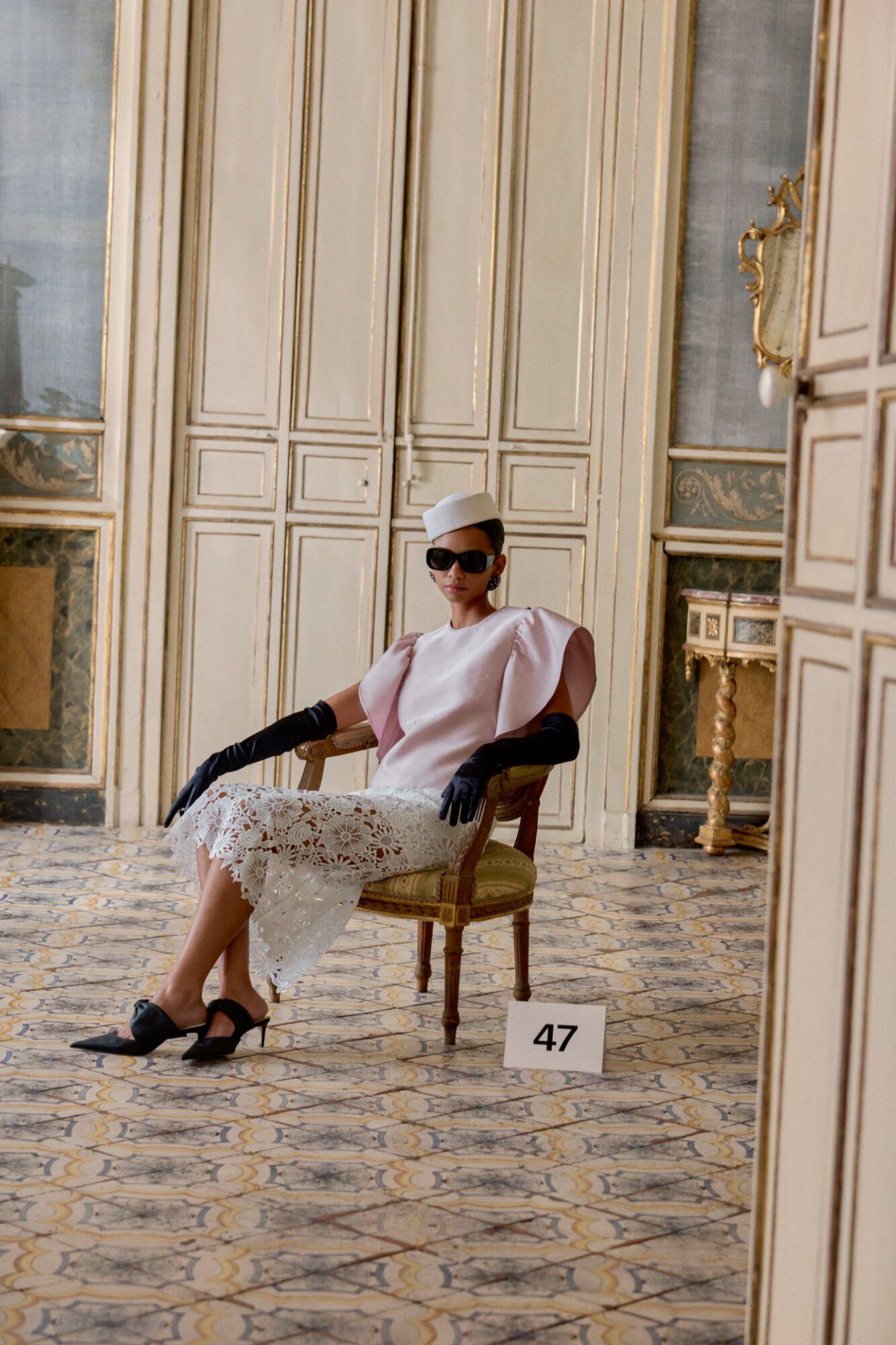 Vila Falda midi con encaje