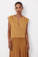 Cortefiel Embroidered back yoke t-shirt Gold