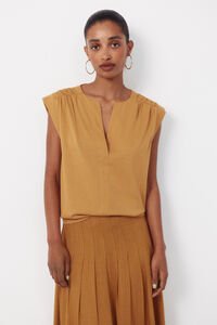 Cortefiel Embroidered back yoke t-shirt