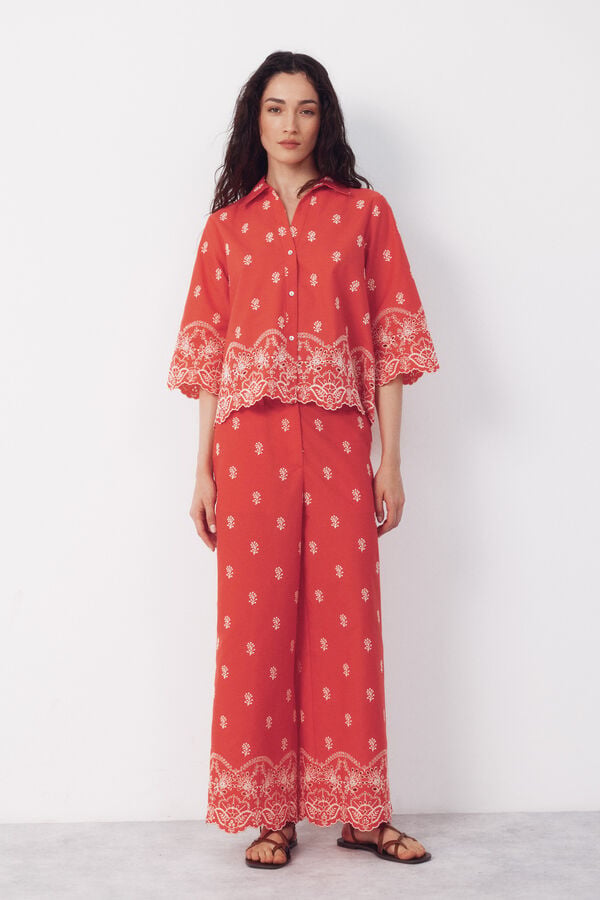 Cortefiel Pantal&oacute;n de mujer bordado Coral