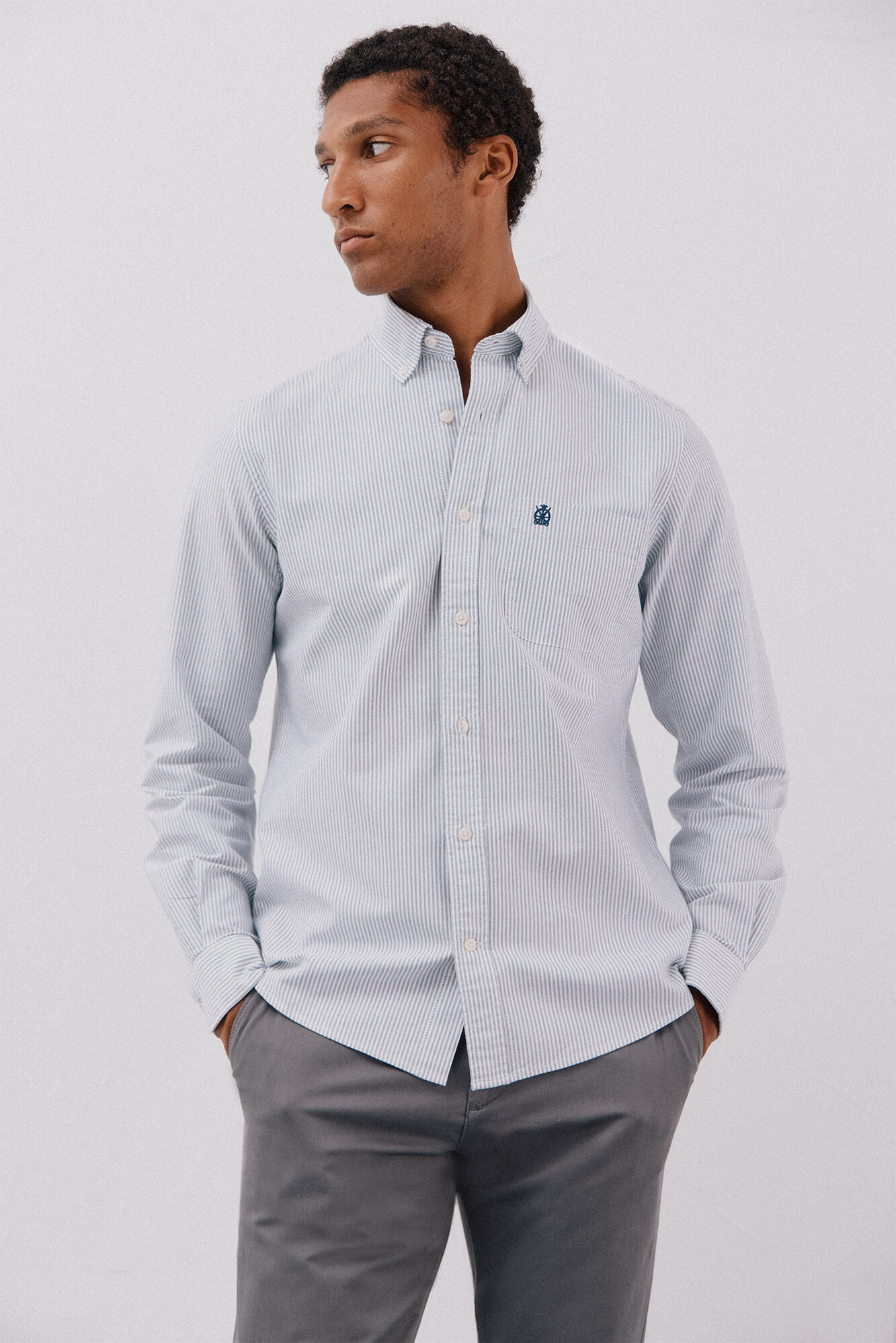 Cortefiel Camisa oxford listrada com vela