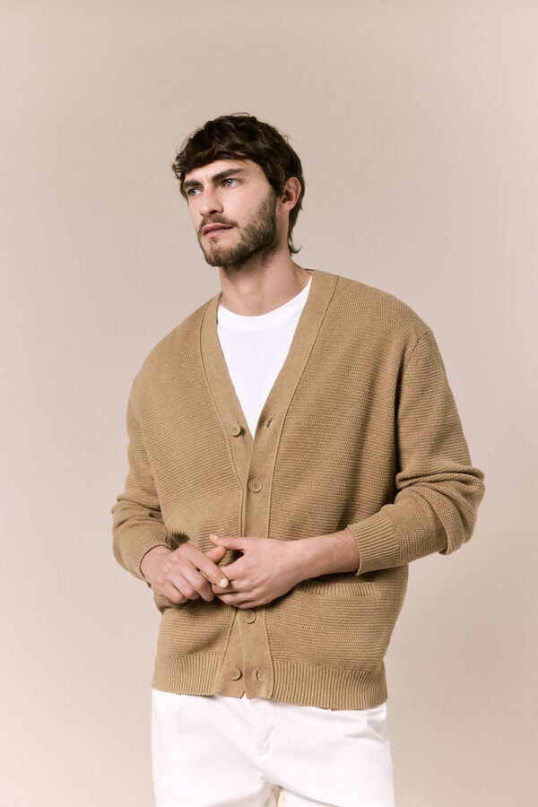 OOTO Casaco de malha com estrutura em bico e bot&otilde;es Castanho