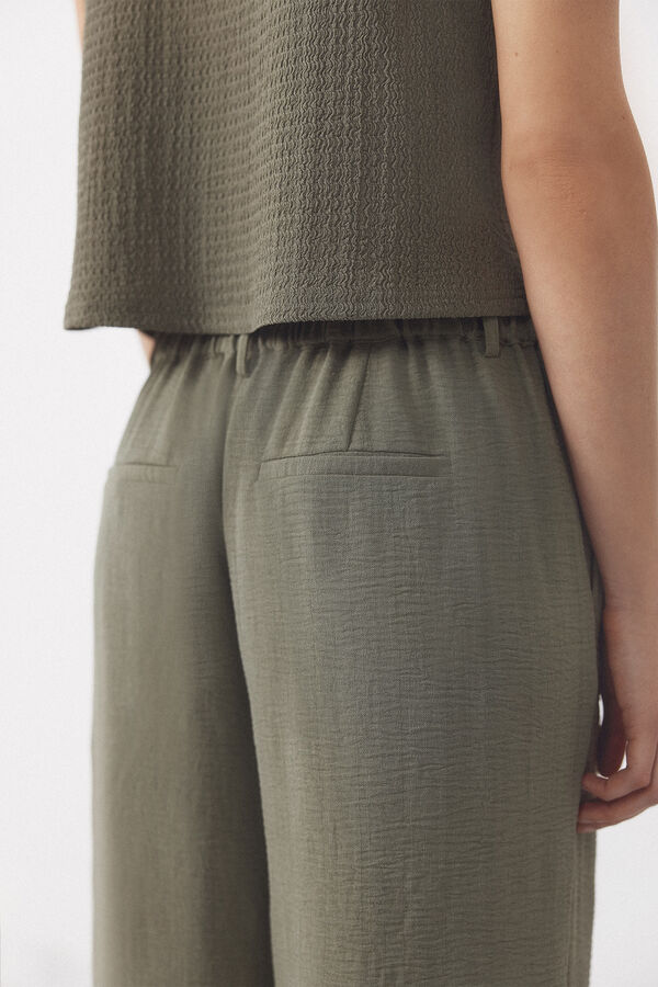 Cortefiel Textured pants Kaki