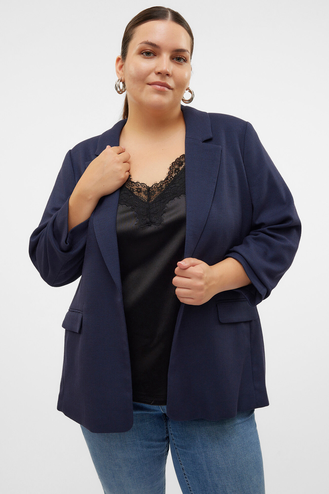 Blazer with 3 4 sleeve plus size Women s blazers Cortefiel