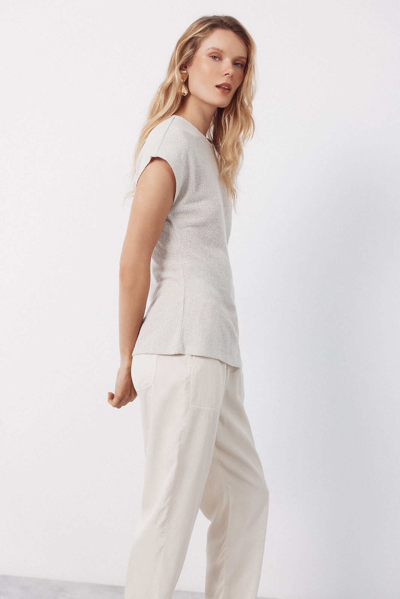 Cortefiel Rustic look knotted t-shirt