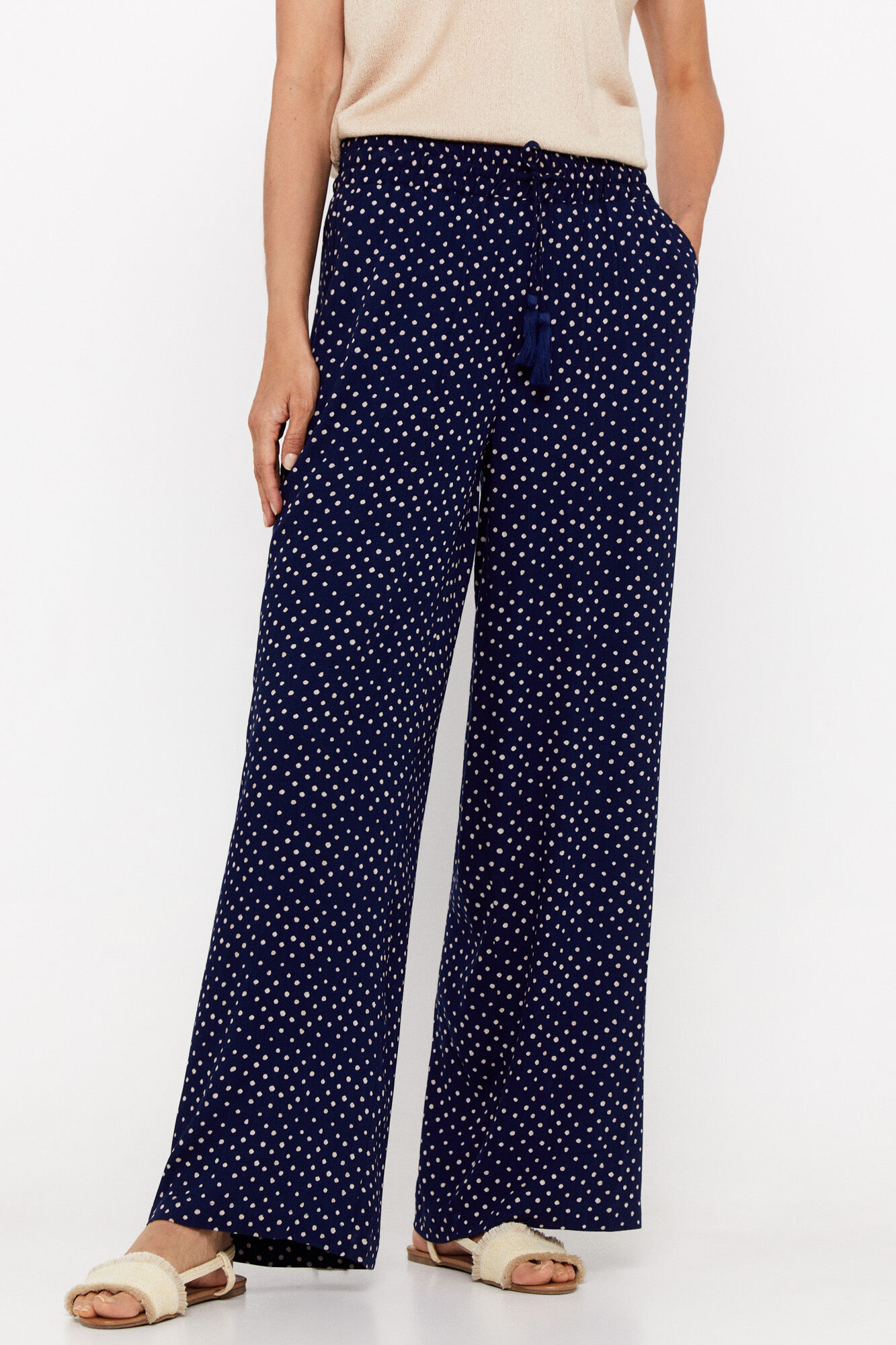 Pantalones de señora en cortefiel deals