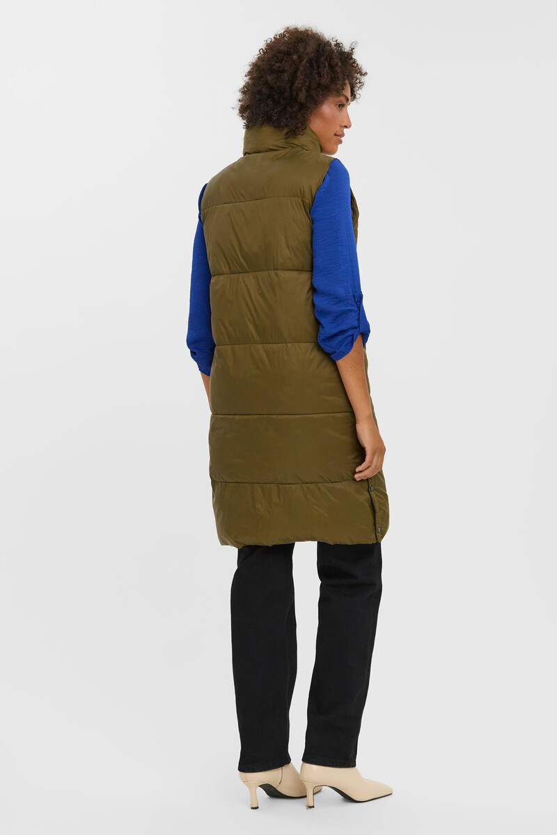 Cortefiel Chaleco acolchado 2025 Ropa