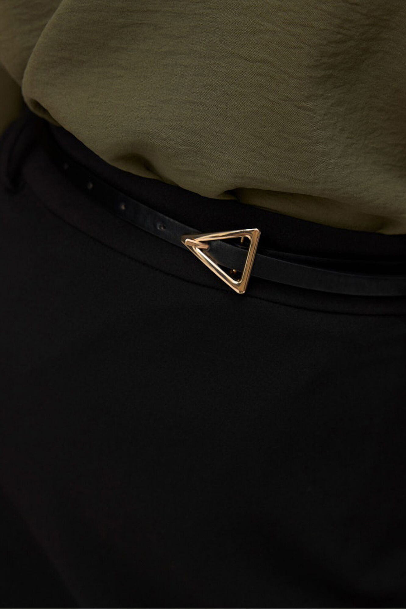 Vero Moda Curve Saia curta com cinto, tamanho grande, l 