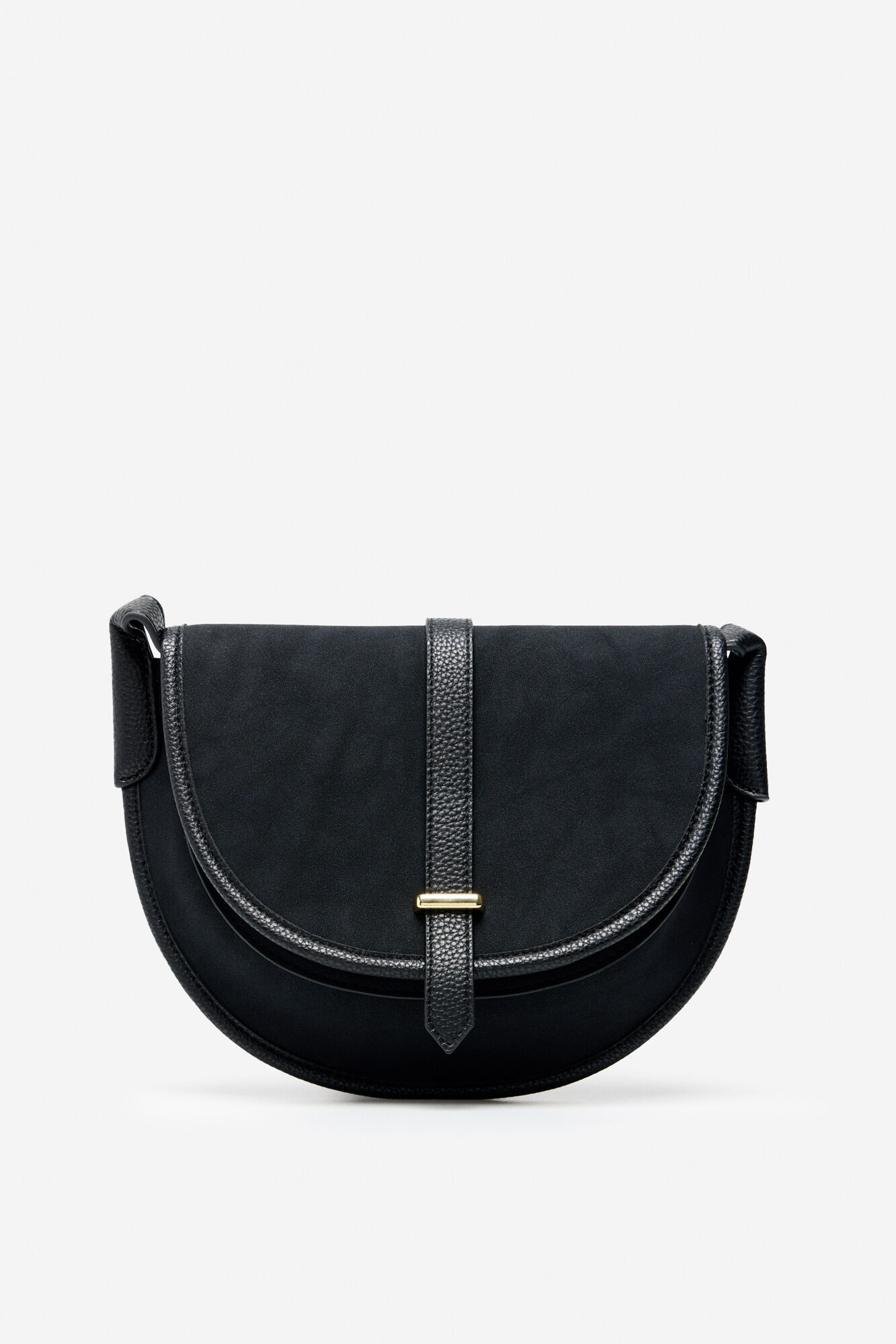 Basic flap flap bag Women s bags Cortefiel