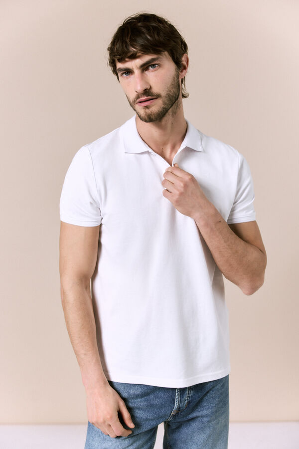 OOTO Polo b&aacute;sico em piqu&eacute; Branco