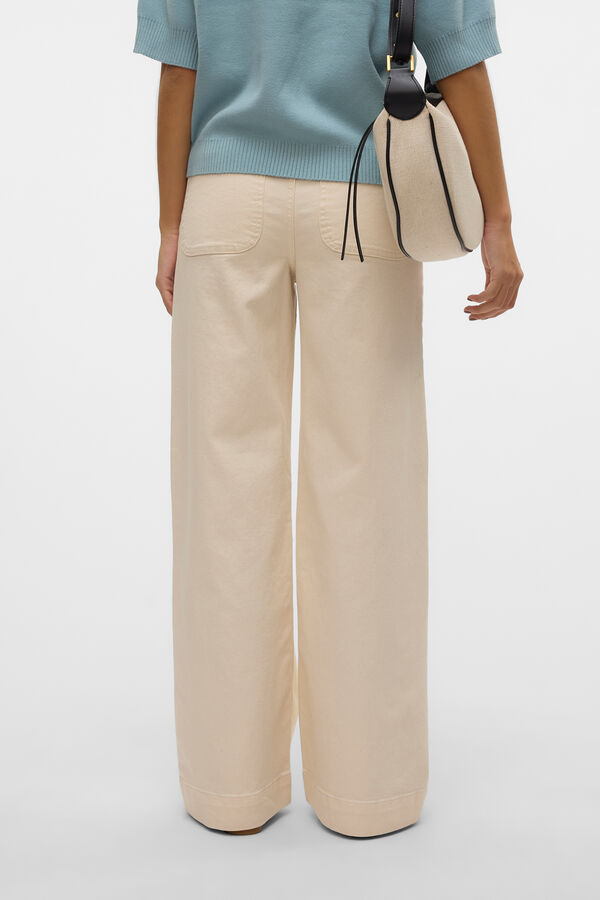 Vero Moda Curve Jeans de tiro alto talla grande Rosa