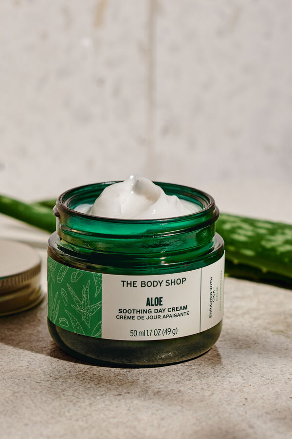 The Body Shop Crema De D&iacute;a Calmante De Aloe Multicolor