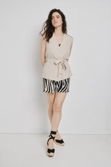 Vero Moda Top sem mangas decote cruzado Tostado