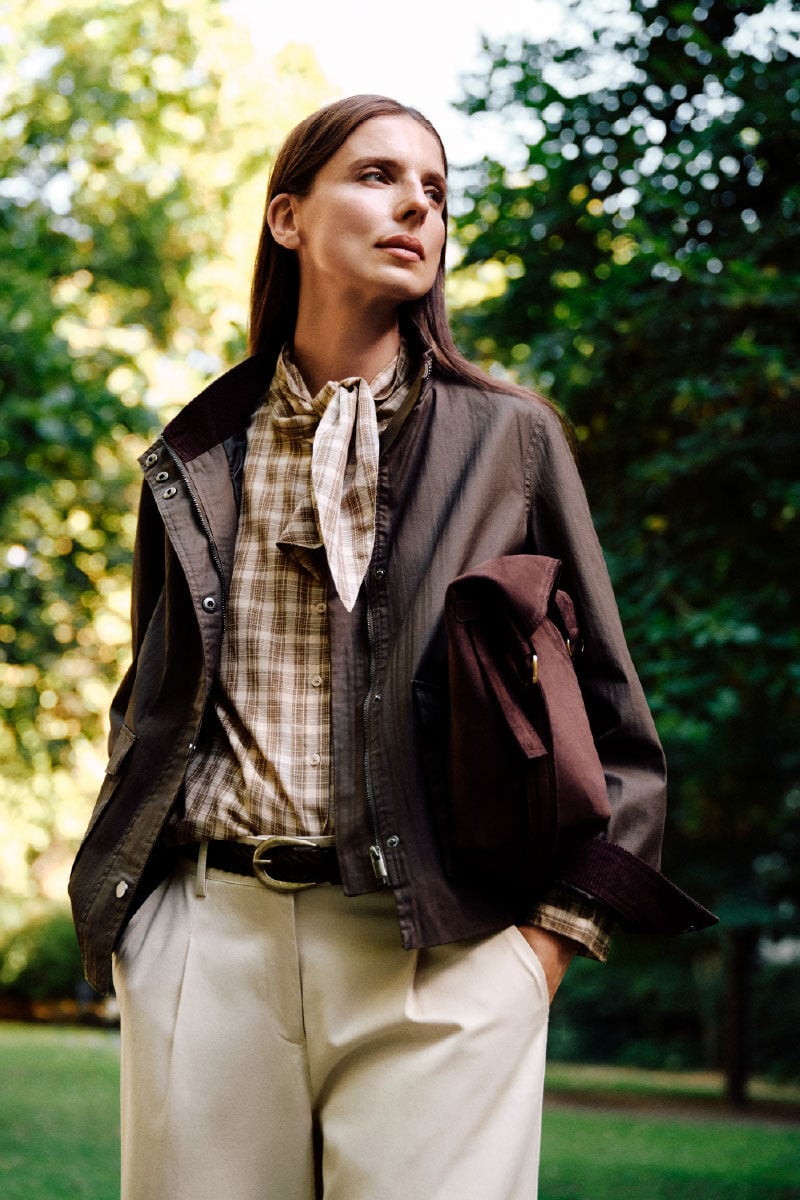 Cortefiel Short waxed parka